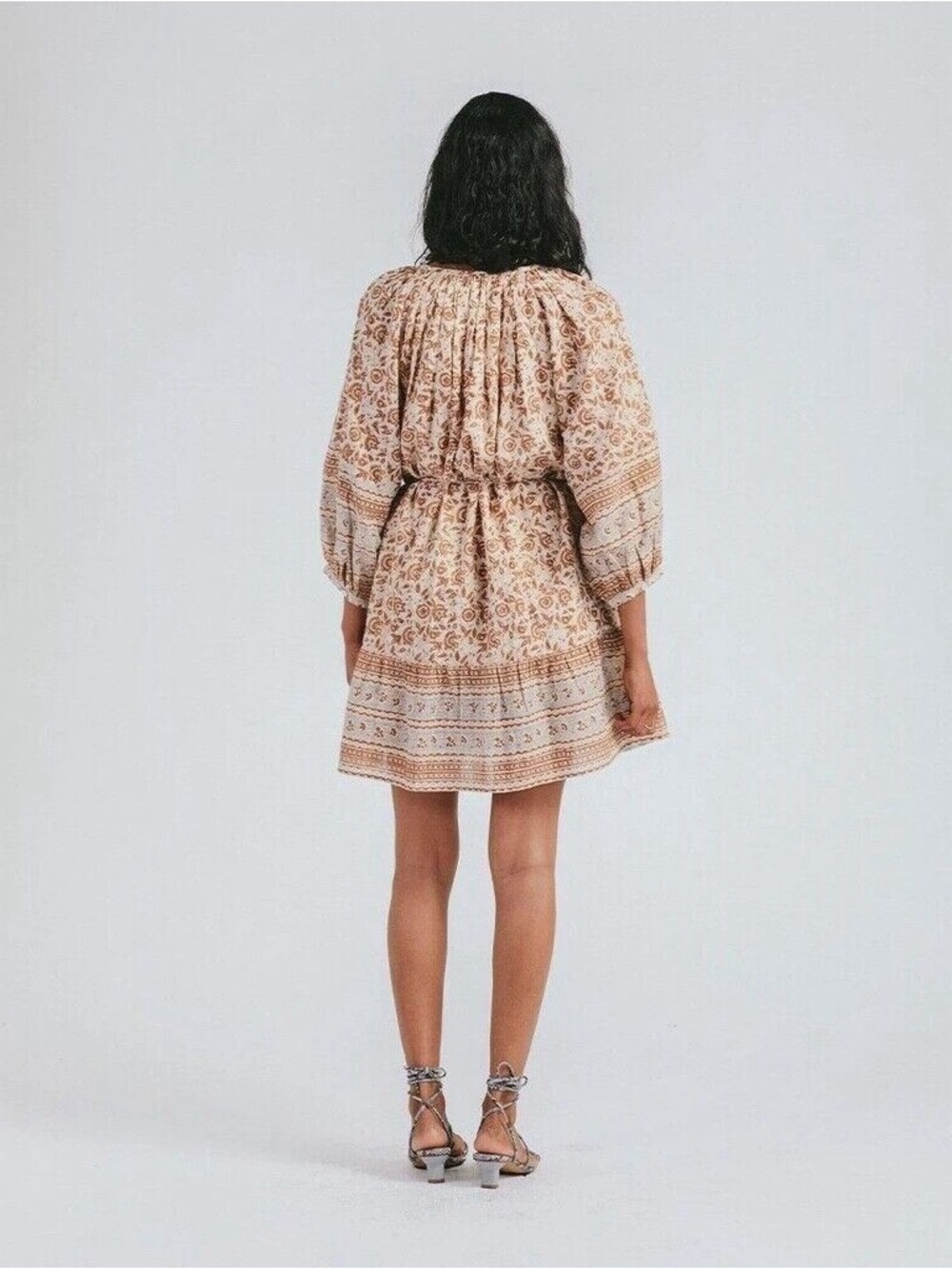 [EUC] $198 CLEOBELLA Rosy Mini Dress. Size Small. Missing belt - Picture 3 of 7